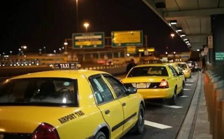 Hassle-Free Taxi Madinah to Makkah – Book Your Umrah Taxi Online