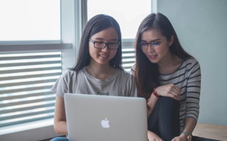 Why Small Businesses Are Switching to Free Paystub Generators