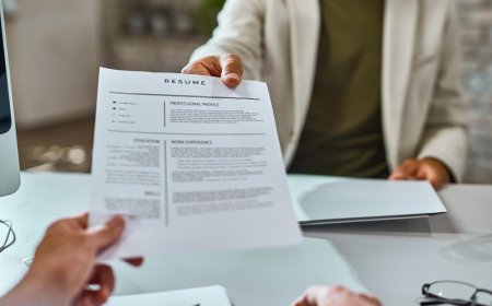 Executive Resume Writing and LinkedIn Profile Help