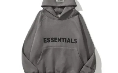 Essentials Hoodie with Logo – Cozy Pullover for Men & Women