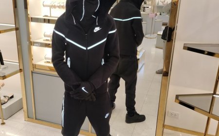 Why the Syna World Tracksuit Is the Uniform of Urban Culture