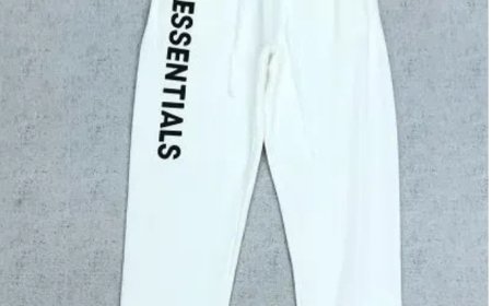 The Rise of Essentials Sweatpants in Modern Streetwear